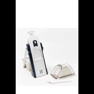 Zakarian by Dash Safe Slice Upright Mandolin